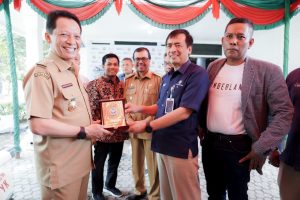 Pj Gubernur Aceh bersama jajaran Direksi PT PIM