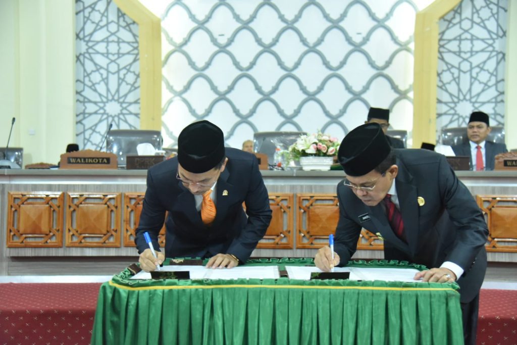 f83fc144-302c-4d54-87df-cfaa4da56332