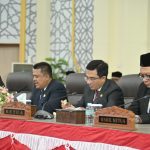 Foto Paripurna
