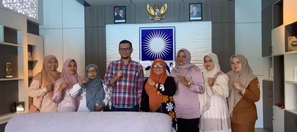 Wakil Ketua DPRK Silaturrahmi Dengan Warga